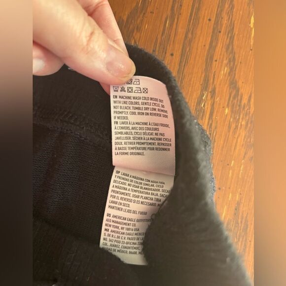 American Eagle black soft drawstring brushed fleece jogger size XS - Picture 4 of 10